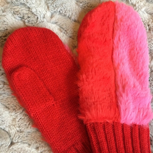 J. Crew Other - Crewcuts Girls Two Tone Fur Front Mittens M~NWT